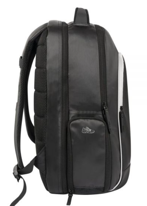 Nox Pro Series Black с отделение за лаптоп