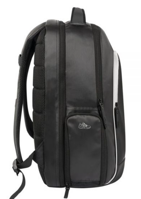 Nox Pro Series Black с отделение за лаптоп